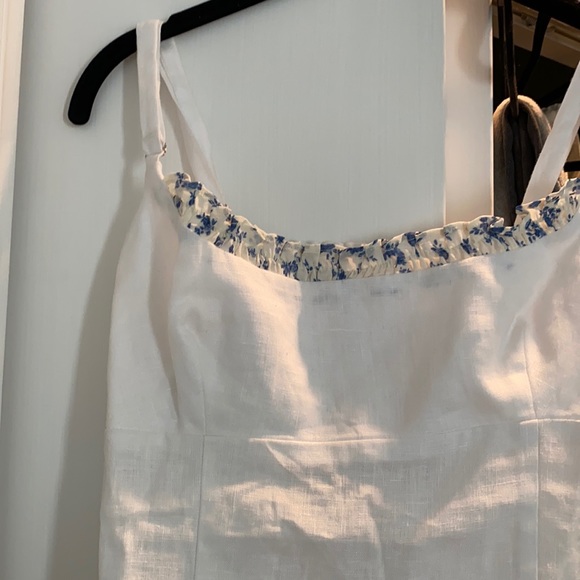 NWT Reformation Cari Linen Top sold out white floral ruffle cami tank size 8 - Picture 3 of 7